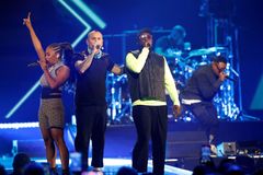 Vrátí se po 14 letech. Kapela Black Eyed Peas vystoupí ve Žlutých lázních