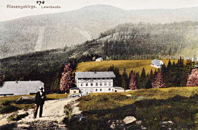 Jelení Boudy v Krkonoších kolem roku 1915