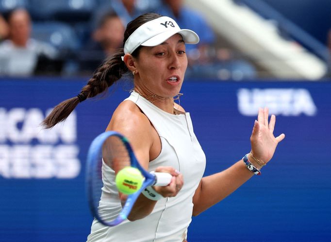 Jessica Pegulaová ve čtvrtfinále US Open proti Barboře Krejčíkové