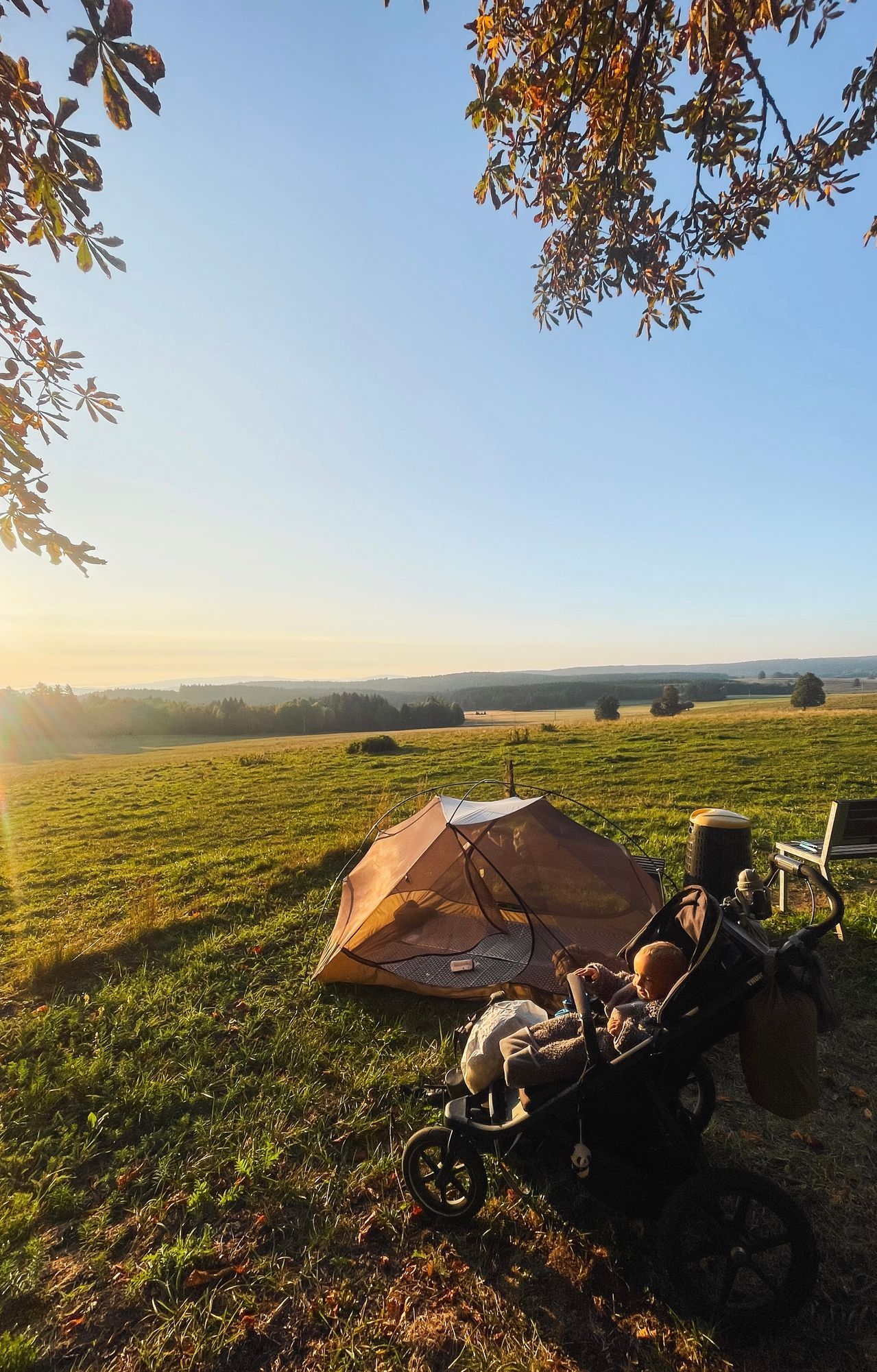 Hanka šla část Stezky Českem s malým synem v kočárku