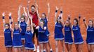 Novak Djokovič slaví triumf na French Open 2016