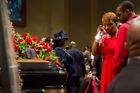 FOTO Tak probíhal pohřeb zastřeleného černošského mladíka