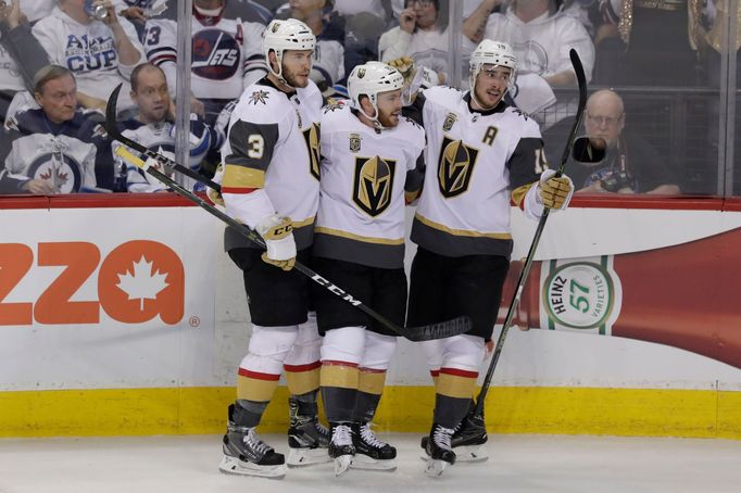 hokej, NHL 2017/2018, Winnipeg - Vegas, Jonathan Marchessault (81) slaví gól