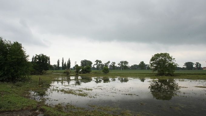 Povodně 2013: Zálezlice, jež neznáte. Obce na Mělnicku, z nichž byla jezera