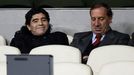 Diego Maradona, Carlos Bilardo, šéfové argentinské reprezentace na zápase Realu s Juventusem