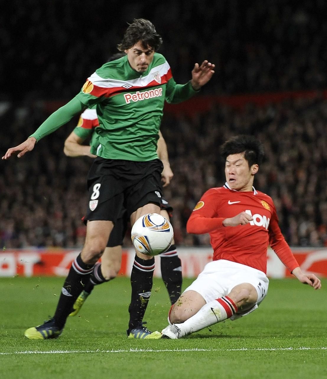 Evropská liga: Manchester United - Bilbao (Ander Iturraspe, Park Ji Sung)