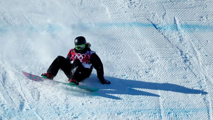 Těžká snowboardová trať v Soči má další oběť. V tréninku se zranila nejmladší Američanka.