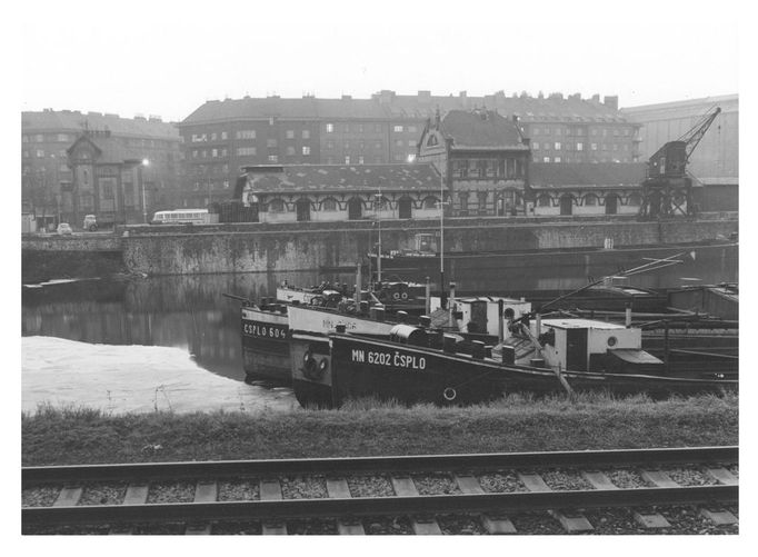 Holešovice - přístav, 1979