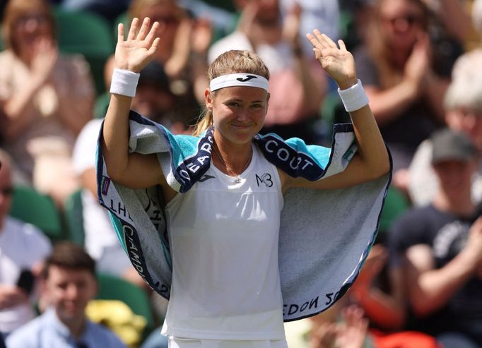 Marie Bouzková porazila Caroline Garcíaovou a poprvé v kariéře postoupila do čtvrtfinále grandslamu