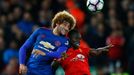 Liverpool - Manchester United: Sadio Mane a Marouane Fellaini