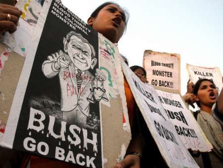 Indie se připravuje na Bushův přijezd.