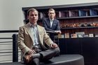 Na značce nezáleží. Parádní může být i oblek za pár tisíc, říkají mladí byznysmeni