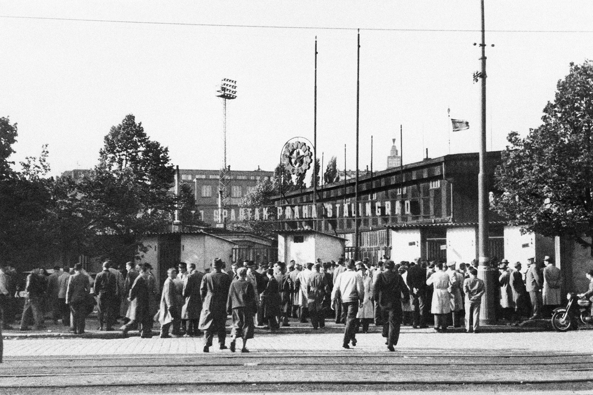 Fotogalerie / Před 90 lety byl otevřen fotbalový stadion Ďolíček klubu Bohemians 1905