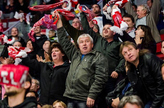 ELH, Třinec: Plzeň: fanoušci Třince