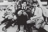 S rodiči a sourozenci někdy kolem roku 1923. Stauffenberg pocházel ze starobylé šlechtické katolické rodiny.