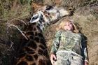 Před pěti lety zabila žirafu. Dnes Američance hrozí smrtí