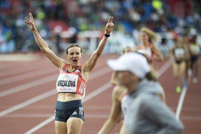 atletika, Zlatá tretra 2018, Simona Vrzalová (1500 m)