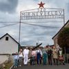 V Křečovicích se v sobotu 13. září 2025 připomínalo čtyřicáté výročí natočení komedie Vesničko má středisková.