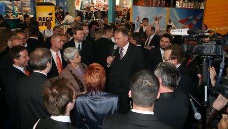 Topolánek v Budapešti