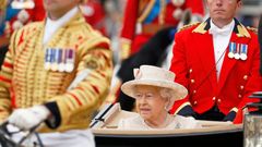 Velká Británie - královna Alžběta II. - narozeniny - oslavy