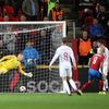 Zdeněk Ondrášek dává gól v utkání kvalifikace ME 2020 Česko - Anglie