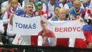 Český tenista Tomáš Berdych ve finále Davis Cupu 2012 proti Španělu Davidu Ferrerovi.