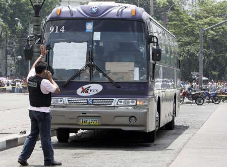 Únos školního autobusu v Manile