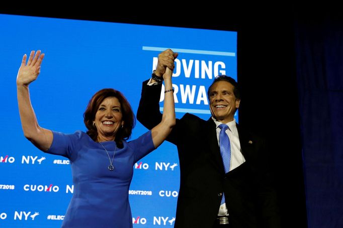 Kathy Hochulová a Andrew Cuomo v roce 2018.