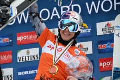 Skvělá Ledecká. V Itálii jasně triumfovala, snowboardistkám vládne i po roční pauze