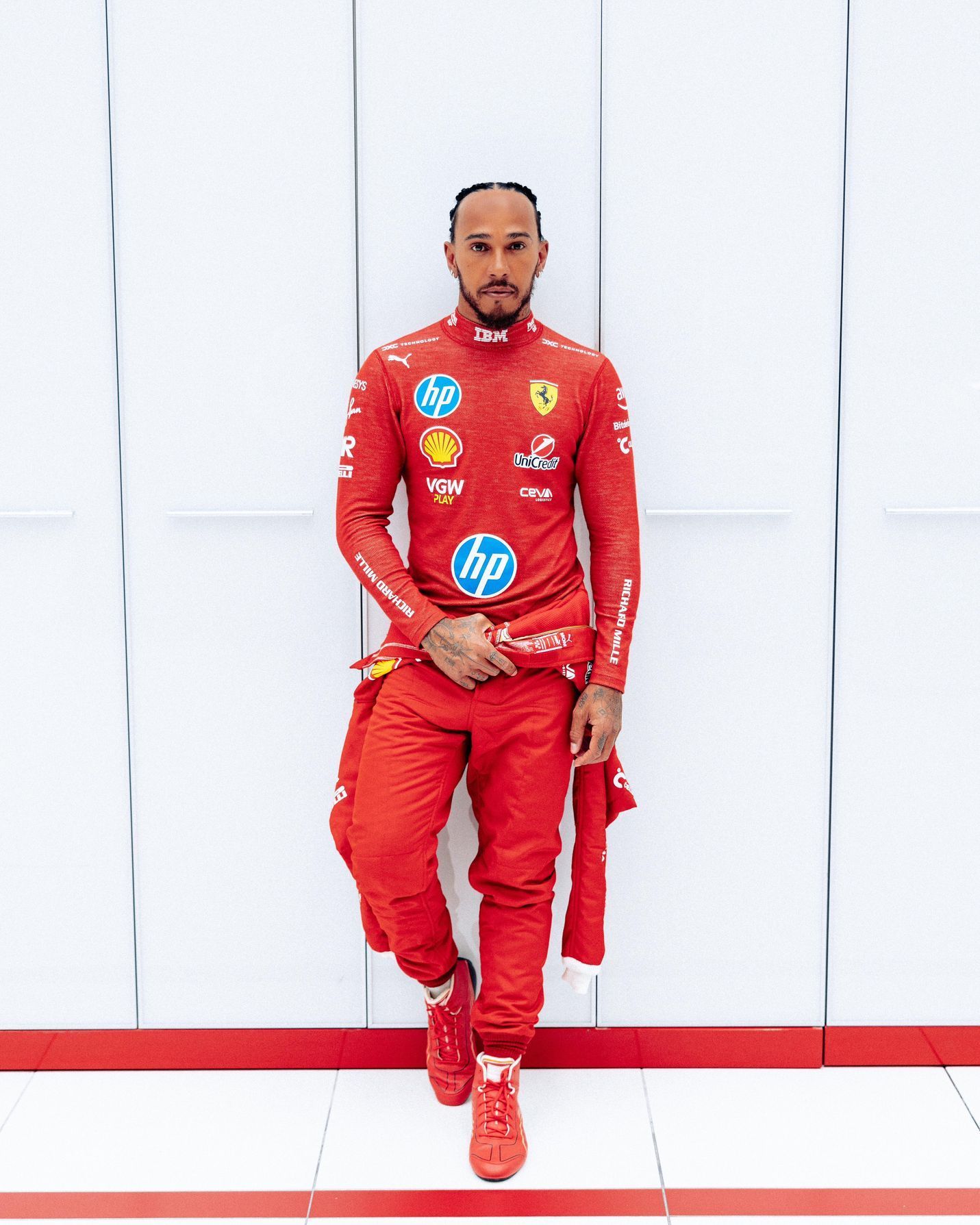 První jízda Lewise Hamiltona v monopostu Ferrari F-23