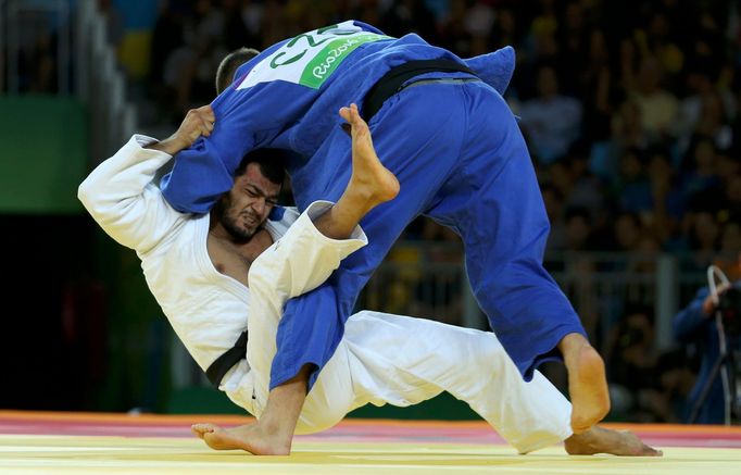 OH 2016, judo do 100 kg, finále: Lukáš Krpálek (v modrém)  - Elmar Gasimov (Ázerbájdžán)