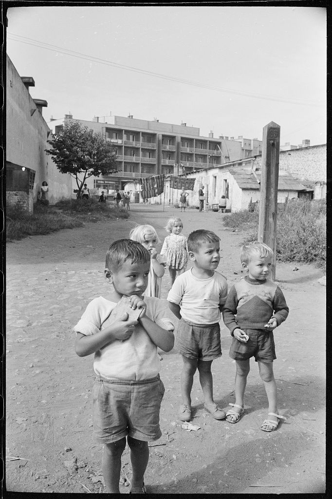 Střední a východní Evropa 50. a 60. let na fotkách amerických fotografů