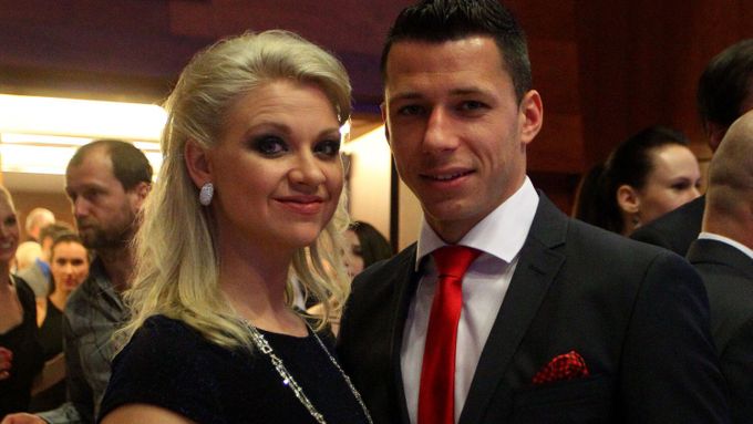 Marek Suchý s manželkou Alenou. Bojují s agentem Pavlem Vandasem zhruba o dva miliony korun