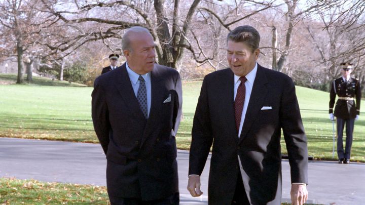 V Americe zemřel Reaganův ministr zahraničí Shultz. Bylo mu 100 let