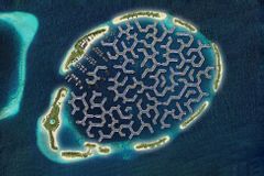Maledivy staví plovoucí město. Připomíná lidský mozek, vejde se do něj 20 tisíc lidí