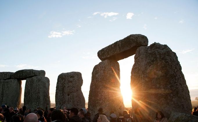 První fáze monumentální kamenné stavby se podle archeologů datuje kolem roku 3100 př. n. l.