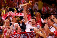 Polsko slaví! Volejbalisté ovládli domácí mistrovství světa