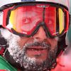 Indický lyžař Arif Mohd Khan při obřím slalomu na ZOH 2022 v Pekingu