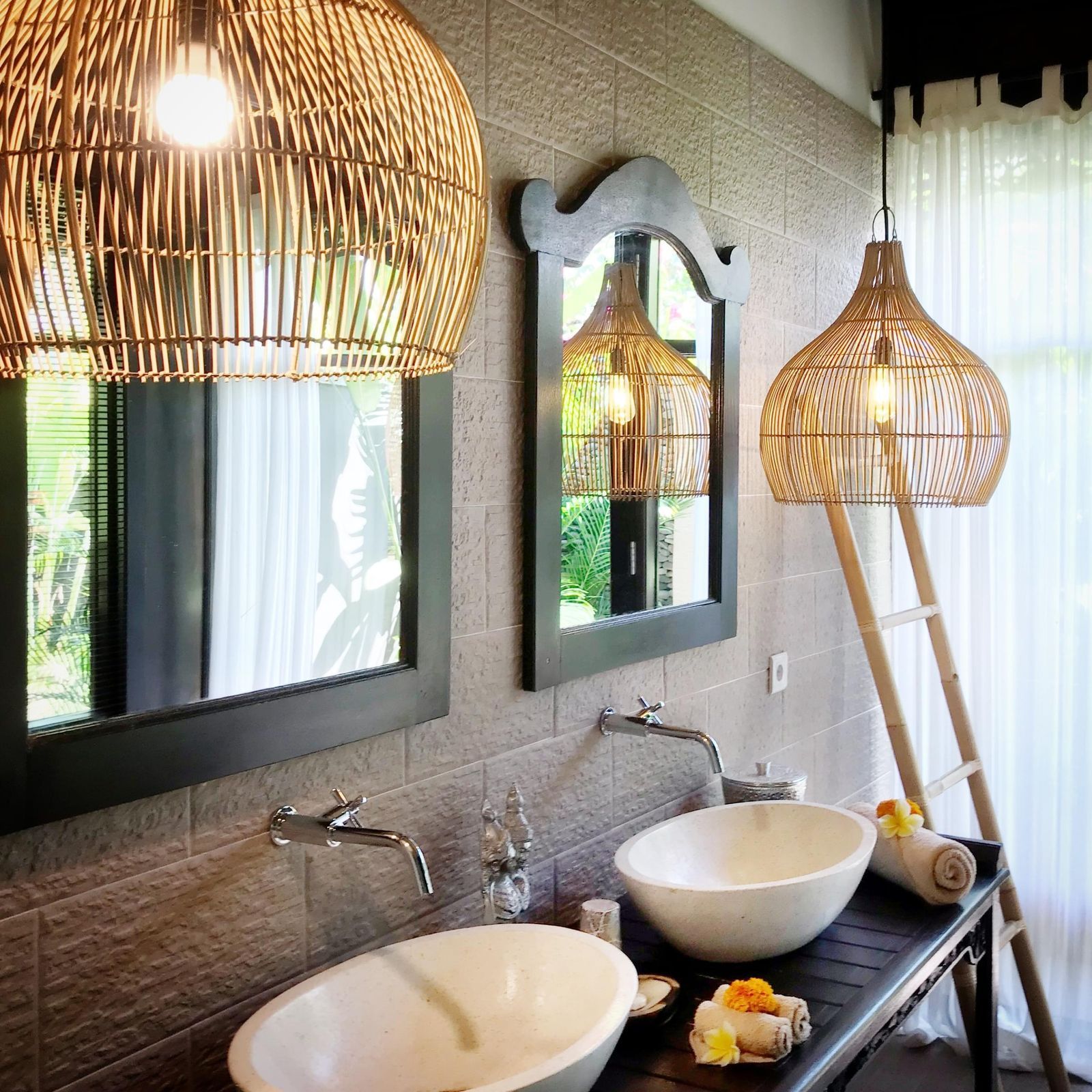 Bába Bali ubytování vila Saba Cottages koupelna