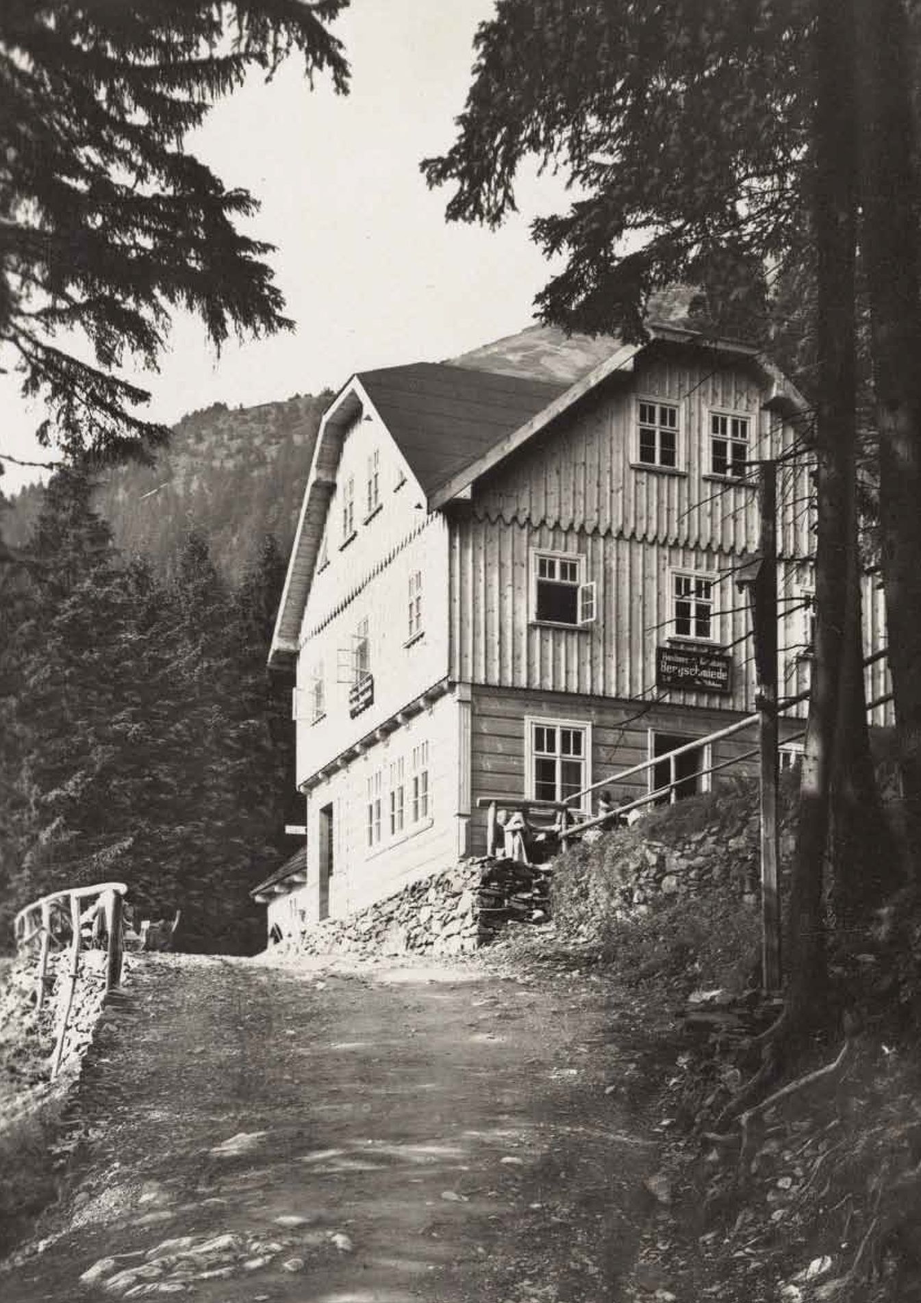 Bouda Kovárna, Krkonoše, Zaniklé boudy, Zaniklé chaty, hory, historie, Domácí
