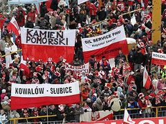 Bez polských fanoušků by se lety v Harrachově neobešly