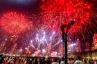Současné zhoršení kvality ovzduší úzce souvisí s letošními oslavami Diwali – svátku světla, během nějž se po celé zemi masově používá pyrotechnika uvolňující oxidy síry, dusíku i nebezpečné těžké kovy.