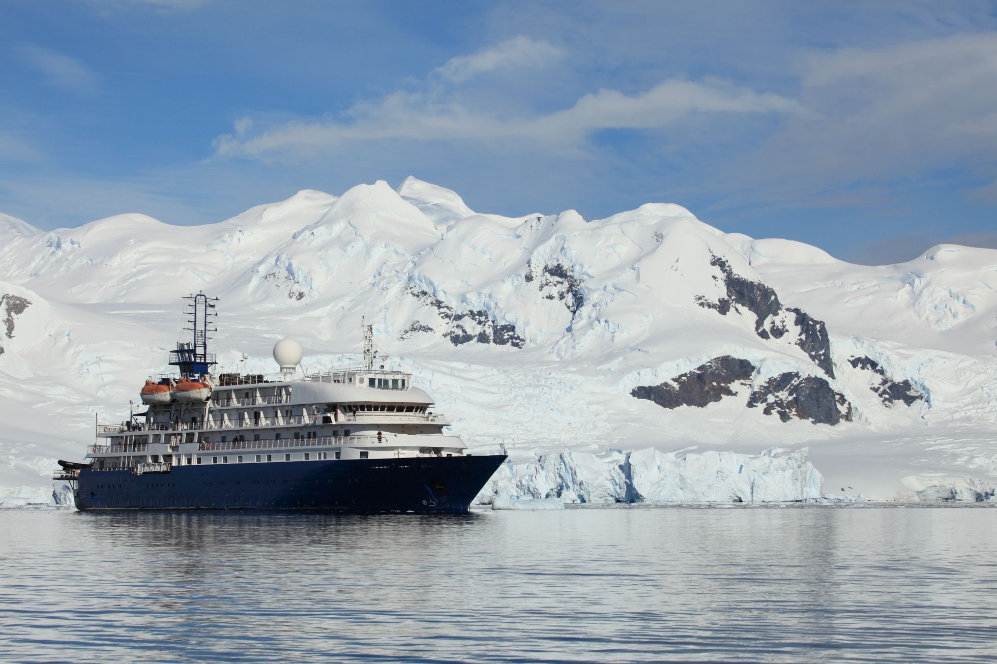 Výletní loď Antarktida
