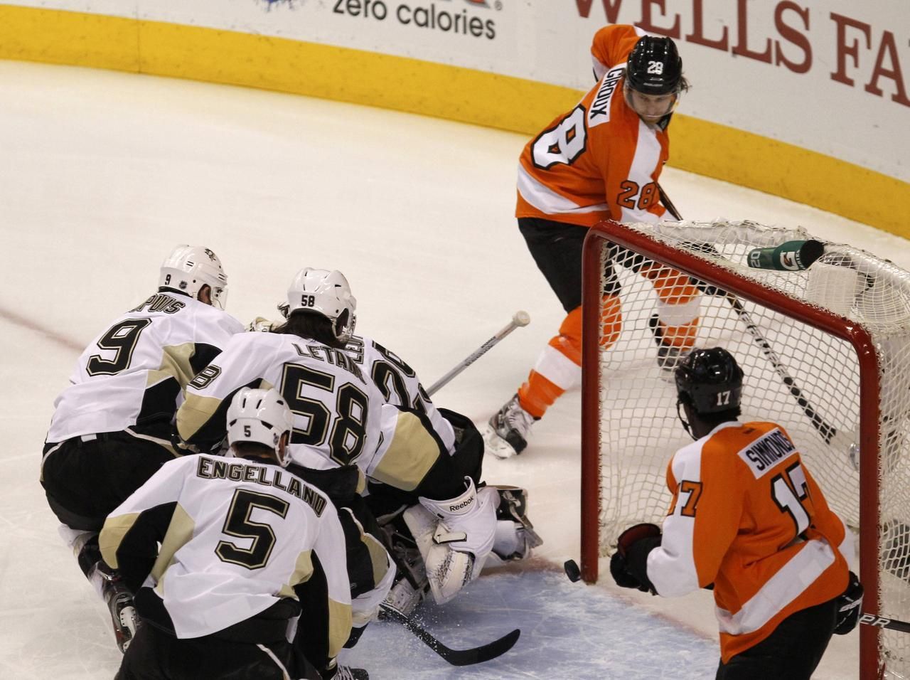 Philadelphia - Pittsburgh (Giroux, Fleury, gól)