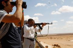 Libye: Povstalci mají na dosah ovládnutí Syrty