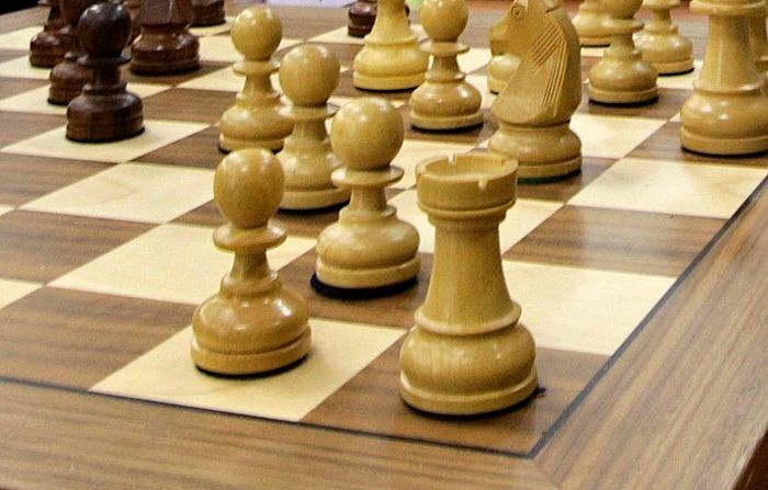 šachy - ilustrační foto