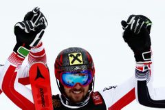Rakouská medailová žeň ve slalomu, Hirscher má rekordní sedmý titul