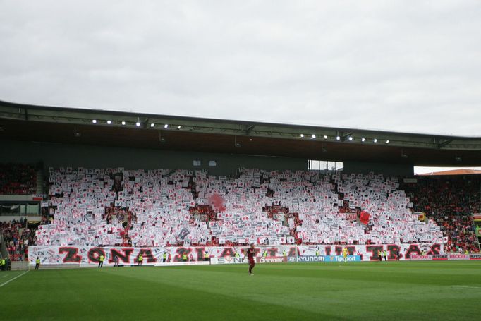 SL, Slavia-Sparta: choreo Slavie