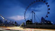 V pátek se rozjela na okruhu Marina Bay čtrnáctá Velká cena letošního ročníku šampionátu formule 1, kterou hostí již tradičně v noci Singapur.