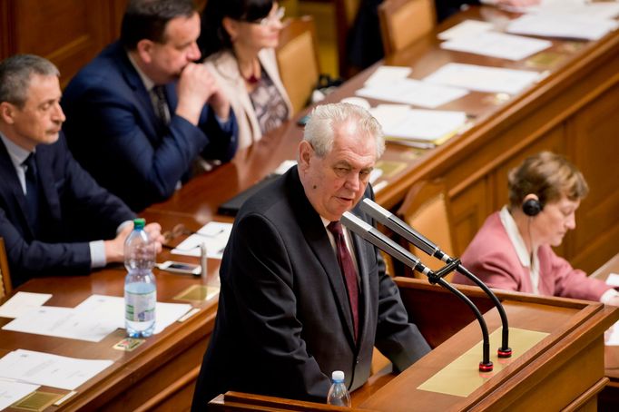 Miloš Zeman ve Sněmovně.